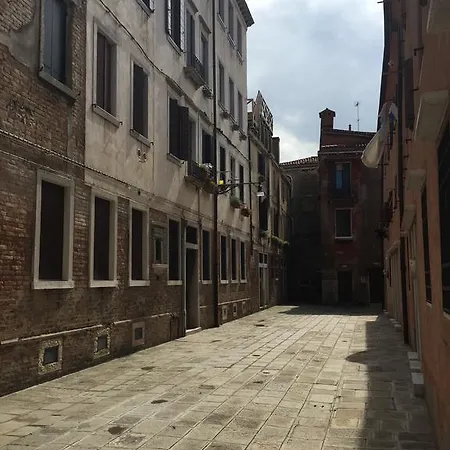 Campiello Tron * Venice