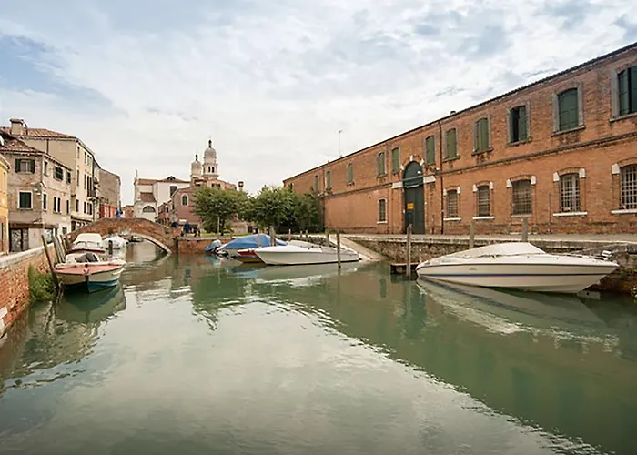 Campiello Tron * Venise